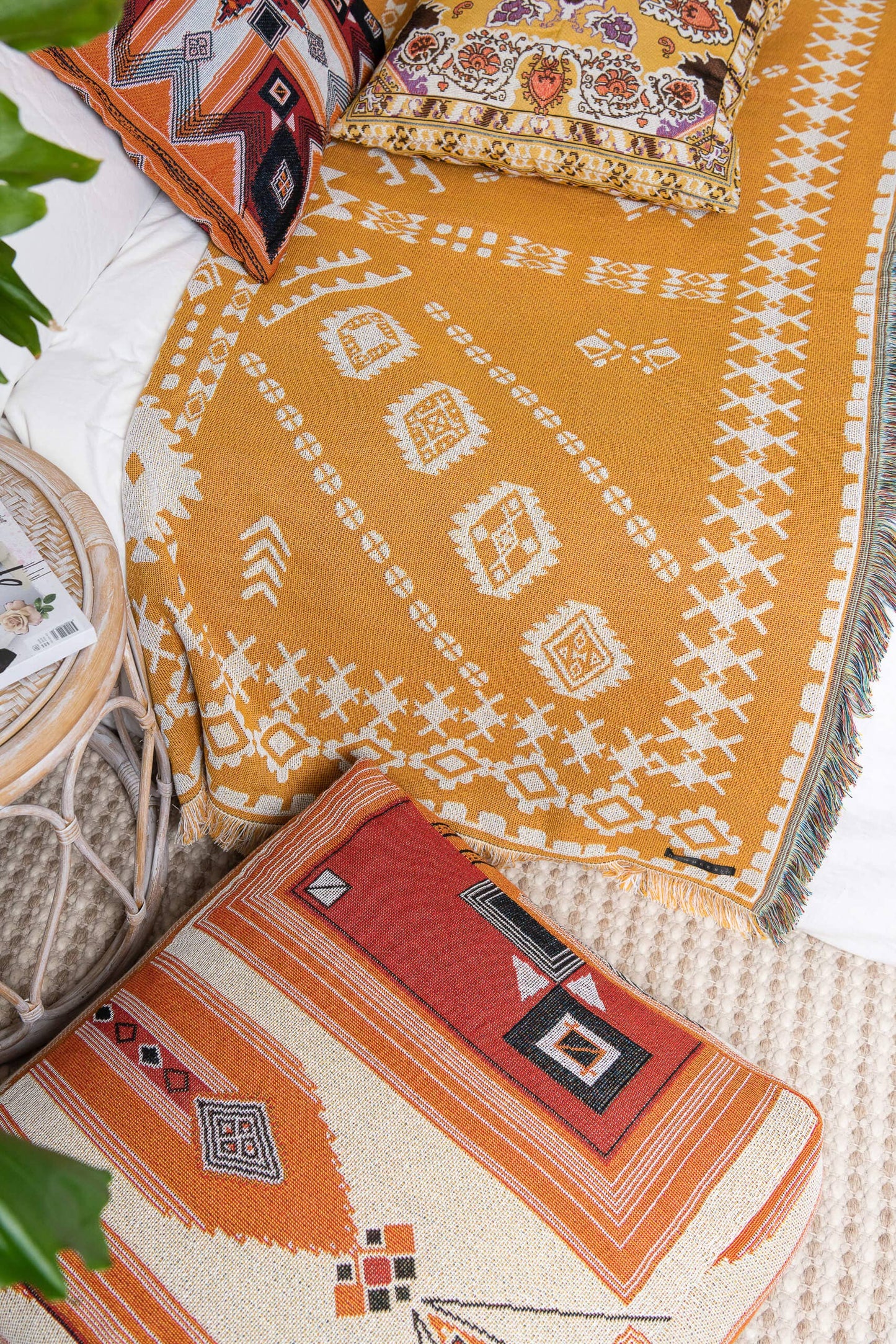 HENDEER - 'Good Day Sunshine' Woven Picnic Rug/Throw: Large 170x200cm