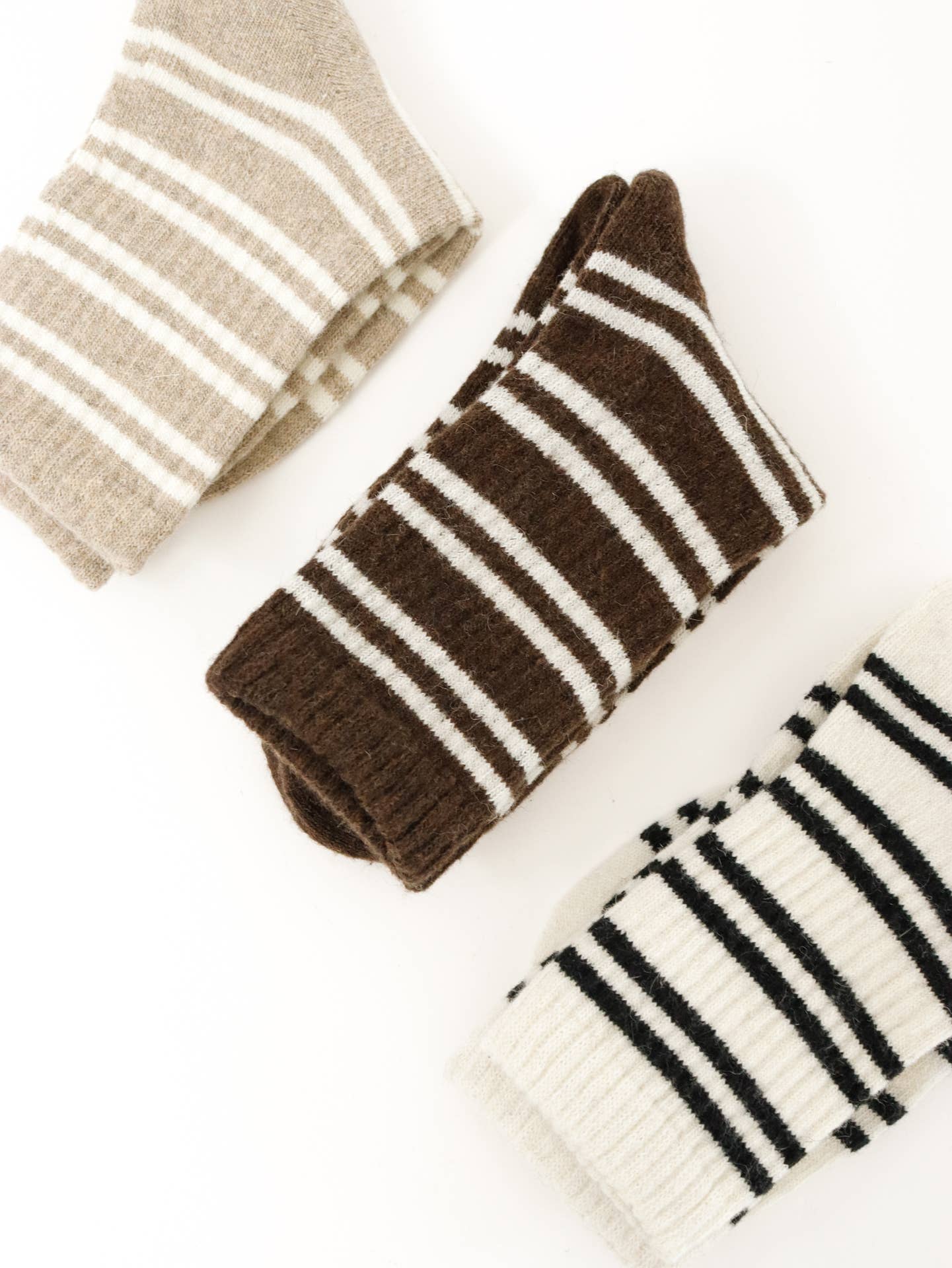 Latte Striped Ribbed Socks: BROWN