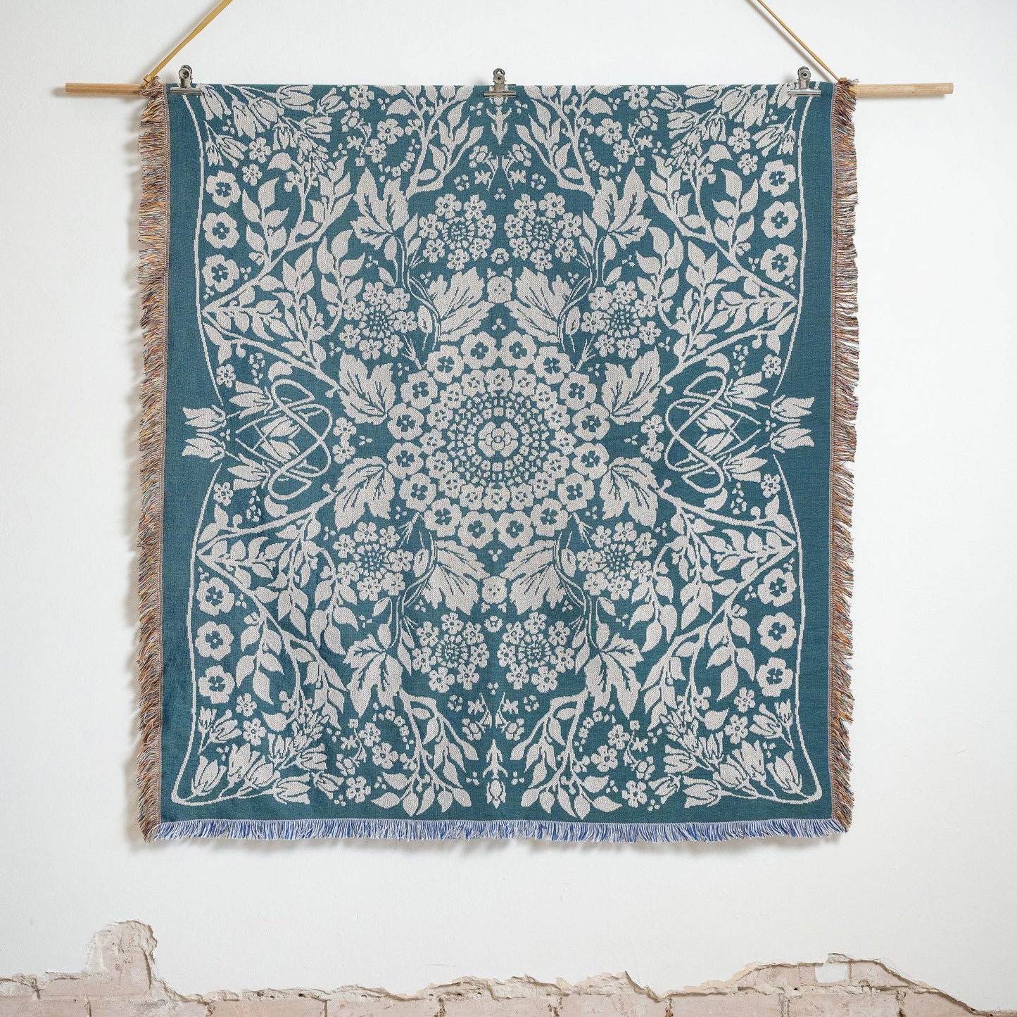 HENDEER - 'Across the Universe' Woven Picnic Rug/Throw: Regular 130x160cm