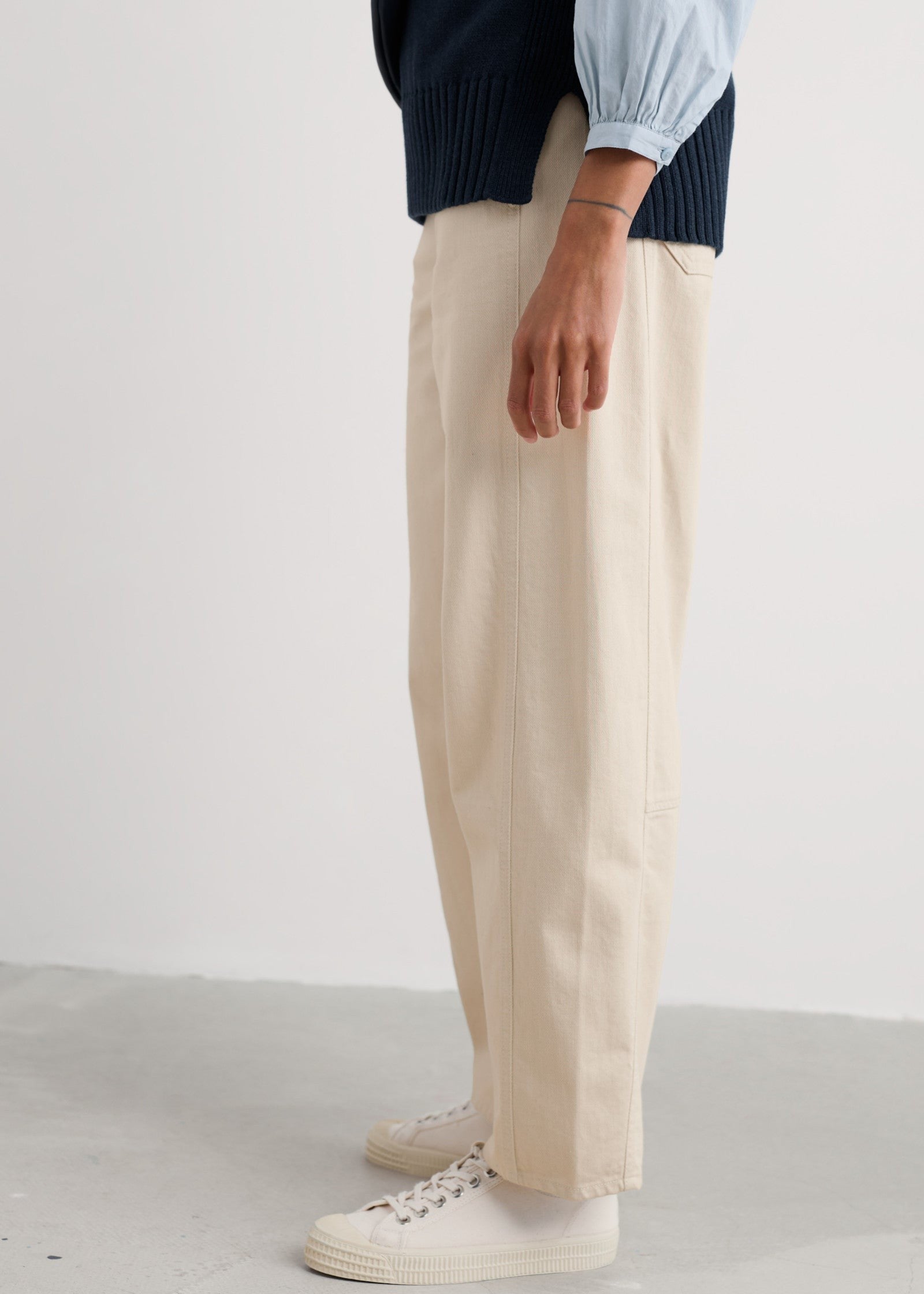 Seasalt Gwenver Barrel Jean in Limestone
